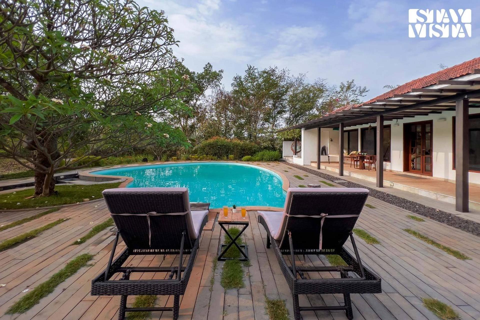 Wander Beyond By Stayvista - Featuring A Bali-Themed Abode And A Refreshing Swimming Pool Алибаг Экстерьер фото